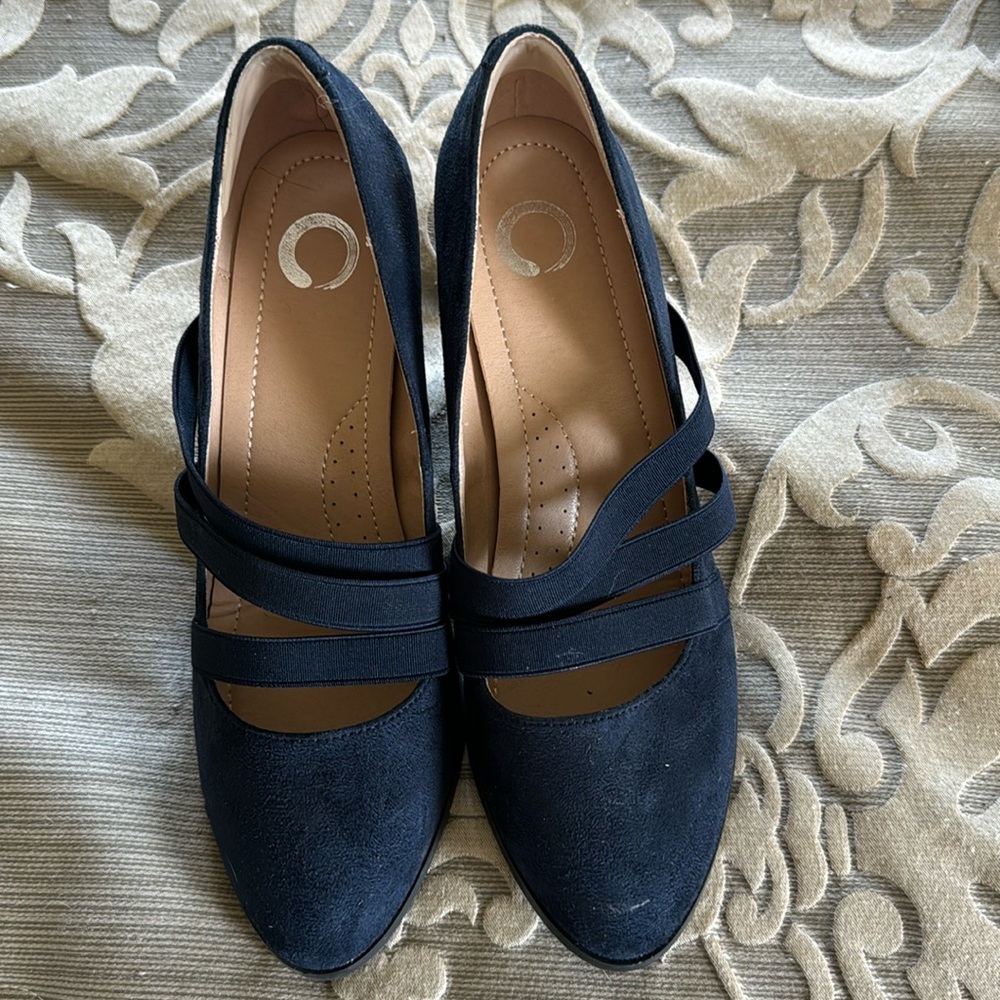 Blue suede heel. Worn one time for son’s wedding. Like new